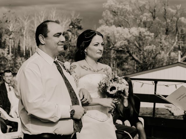 Chris and Sarah&apos;s wedding in Thunder Bay, Ontario 25