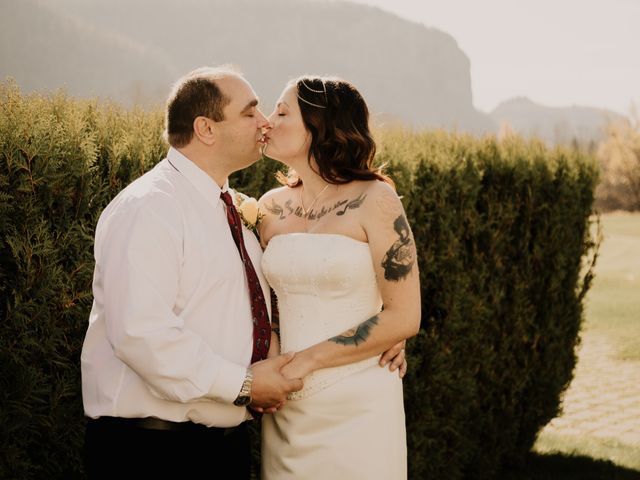 Chris and Sarah&apos;s wedding in Thunder Bay, Ontario 59