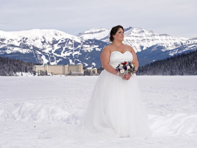 Jay and Cynthia&apos;s wedding in Lake Louise, Alberta 14