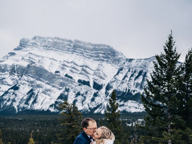 Robert and Stephanie&apos;s wedding in Banff, Alberta 3