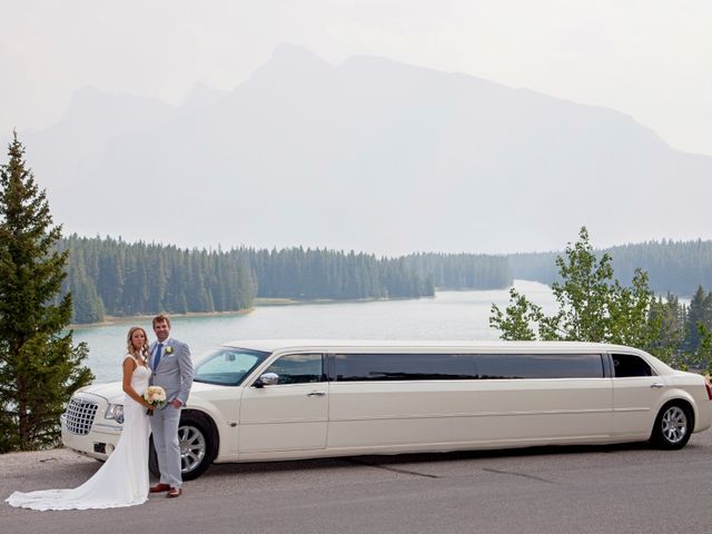 John and Jessica&apos;s wedding in Banff, Alberta 18