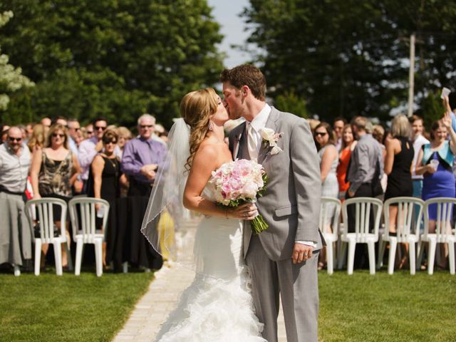 Matt and Amanda&apos;s wedding in Midhurst, Ontario 11