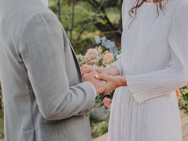 Elena and Dan&apos;s wedding in Parry Sound, Ontario 18