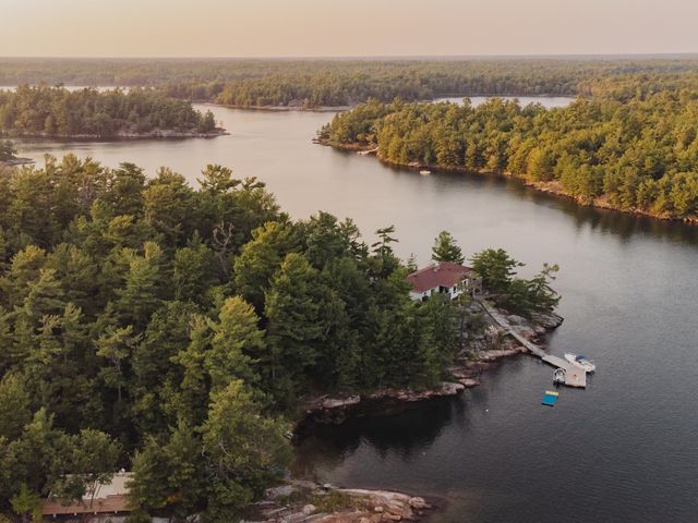 Elena and Dan&apos;s wedding in Parry Sound, Ontario 31