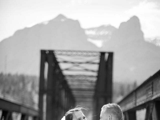 Matt and Keeley&apos;s wedding in Canmore, Alberta 34