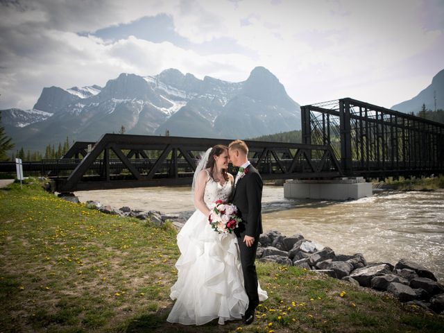 Matt and Keeley&apos;s wedding in Canmore, Alberta 35