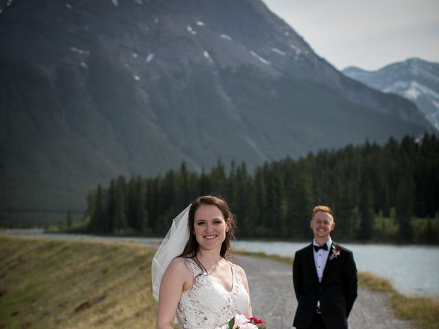 Matt and Keeley&apos;s wedding in Canmore, Alberta 38