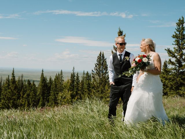 Raymond and Chelsea's wedding in Elkwater, Alberta 14