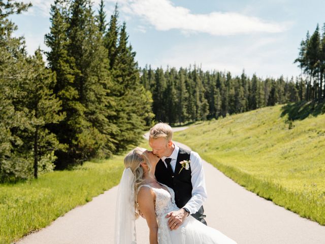 Raymond and Chelsea's wedding in Elkwater, Alberta 17