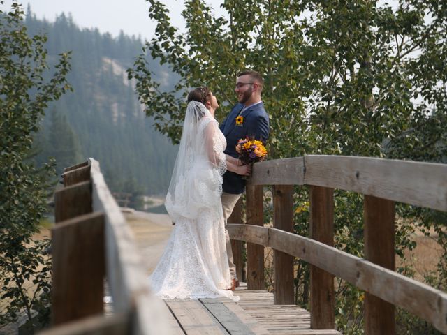 Kevin and Stephanie&apos;s wedding in Banff, Alberta 12