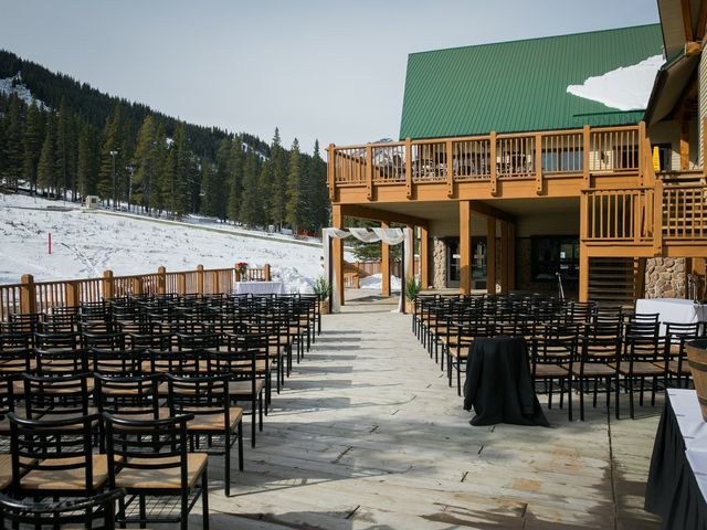 Lindsey and Guy&apos;s wedding in Banff, Alberta 1