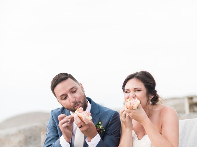 Amanda and Marc&apos;s wedding in Peggys Cove, Nova Scotia 31