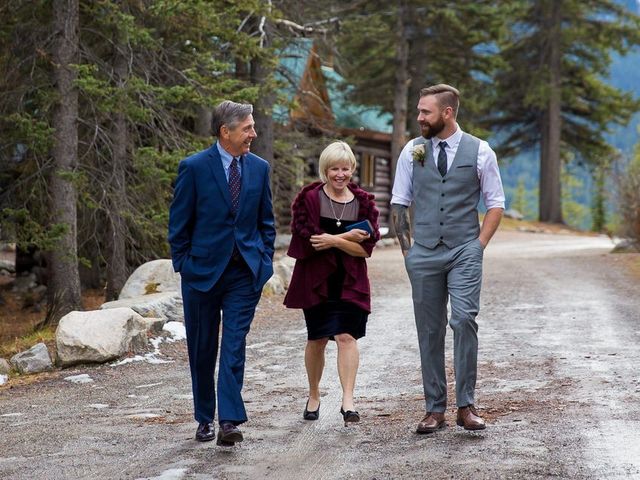 Melanie and Joel&apos;s wedding in Banff, Alberta 7