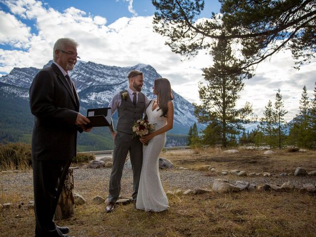 Melanie and Joel&apos;s wedding in Banff, Alberta 20