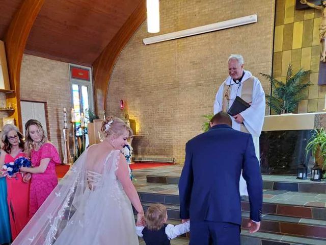 Taylor and Natalie &apos;s wedding in Regina, Saskatchewan 13