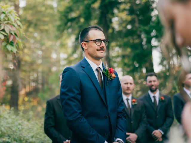 Dylan and Sydney's wedding in Salmon Arm, British Columbia 19