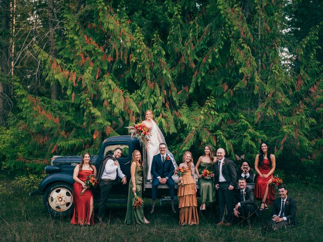 Dylan and Sydney's wedding in Salmon Arm, British Columbia 28