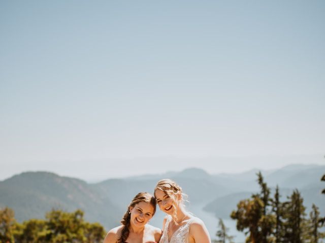 Jamie and Heather&apos;s wedding in Cobble Hill, British Columbia 9