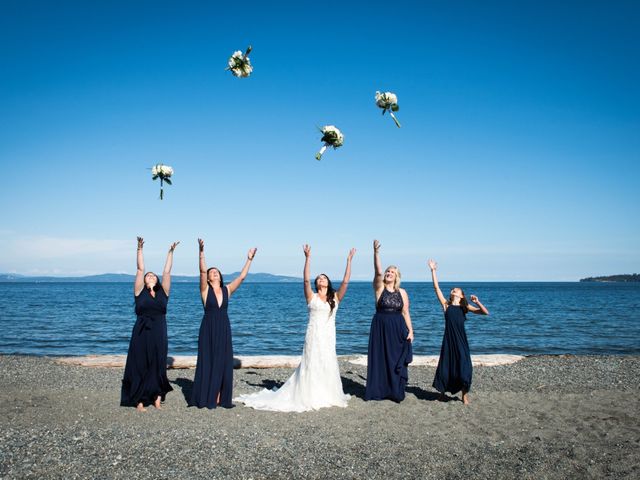 Alana and Luke&apos;s wedding in Victoria, British Columbia 20