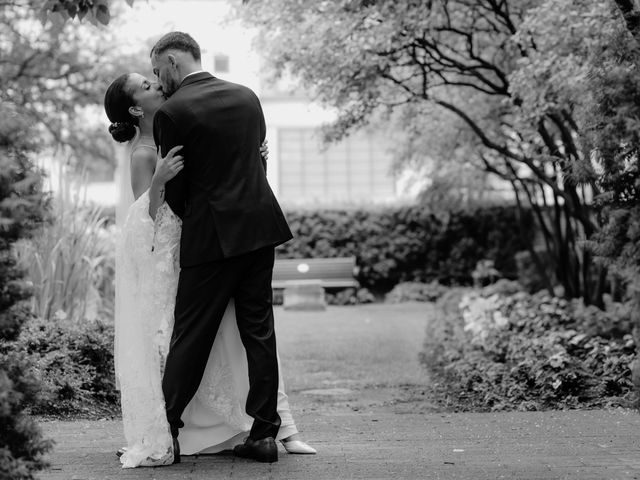 William  and Amanda's wedding in Mississauga, Ontario 12