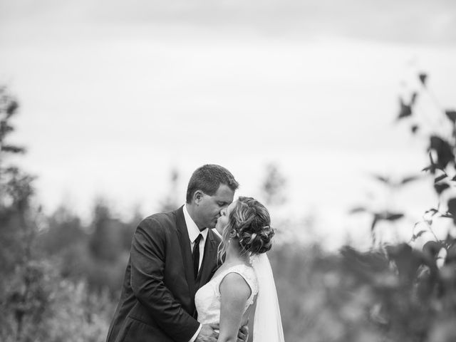 Sarah and Stephen&apos;s wedding in Miramichi, New Brunswick 20