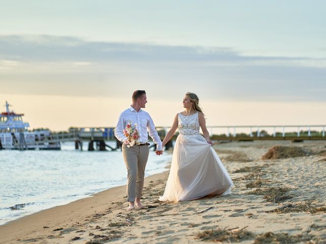 Ella and Micheal&apos;s wedding in Sauble Beach, Ontario 8