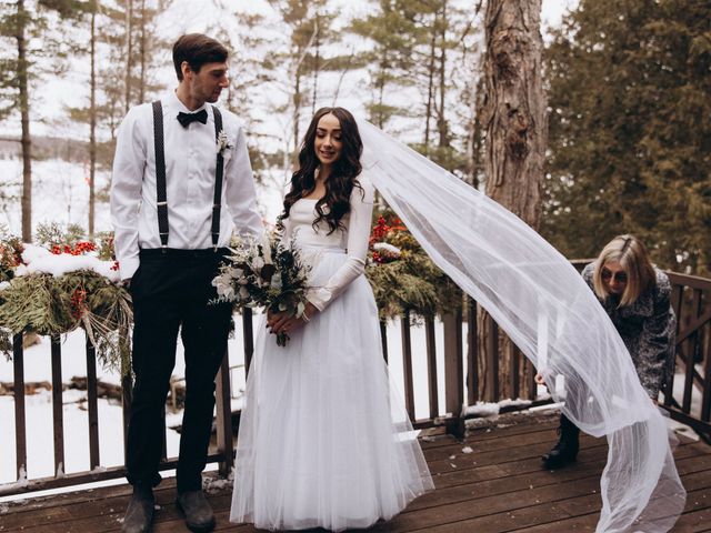 William and Nicole&apos;s wedding in Kawartha Lakes, Ontario 3