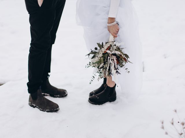 William and Nicole&apos;s wedding in Kawartha Lakes, Ontario 84