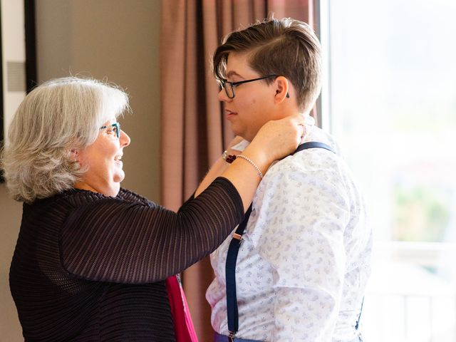 Valerie and Sarah&apos;s wedding in Mont-Saint-Hilaire, Quebec 20