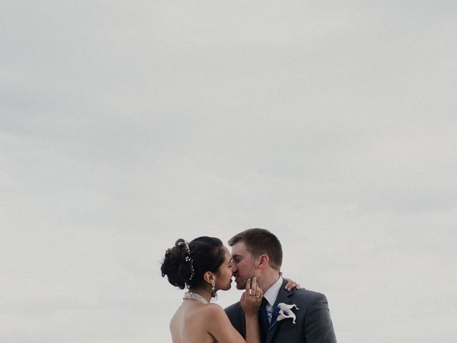 Tyler and Lisette&apos;s wedding in Amherstburg, Ontario 5