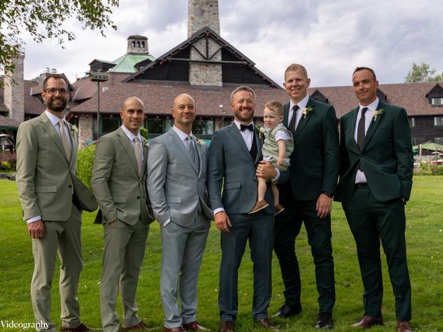 Peter and Julie's wedding in Montebello, Quebec 7