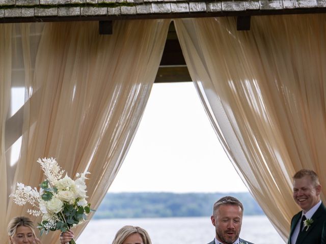Peter and Julie's wedding in Montebello, Quebec 9