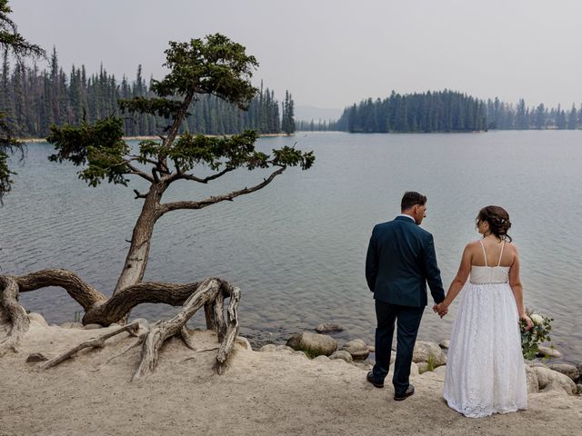 Kent and Janelle&apos;s wedding in Jasper, Alberta 10
