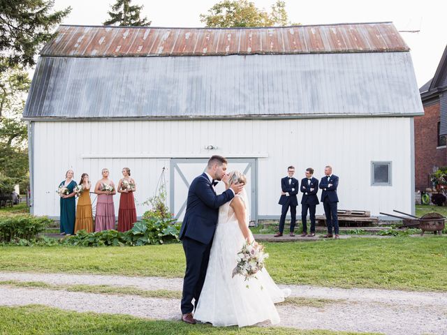 Geoff and Rebecca&apos;s wedding in Niagara on the Lake, Ontario 18