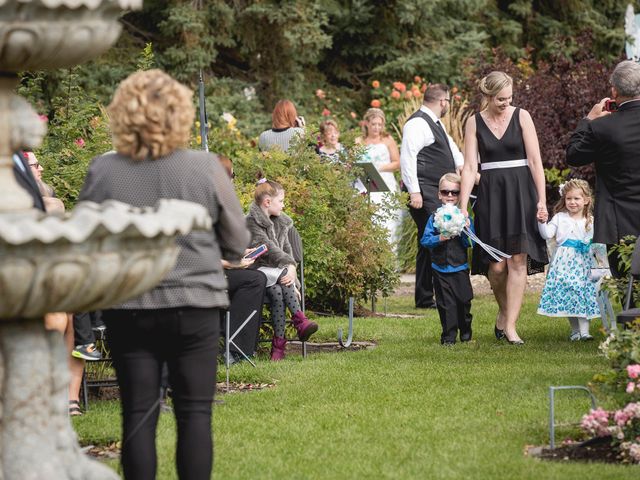 Neil and Amber&apos;s wedding in St. Albert, Alberta 28