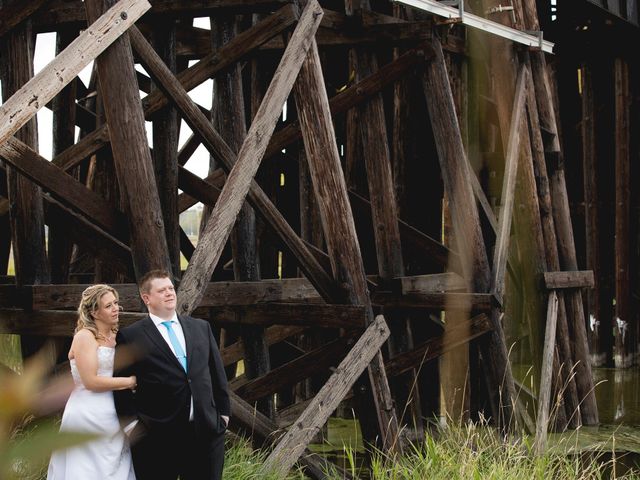 Neil and Amber&apos;s wedding in St. Albert, Alberta 75