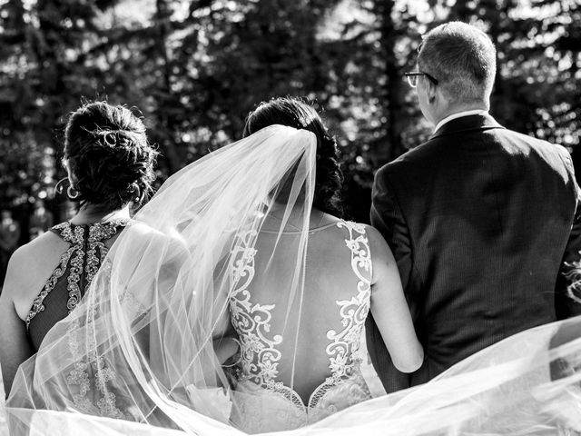 Emmanuel and Julie's wedding in Winnipeg, Manitoba 25