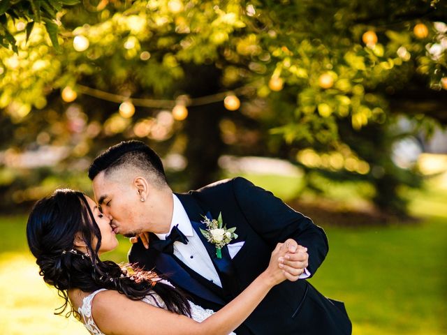 Emmanuel and Julie's wedding in Winnipeg, Manitoba 53