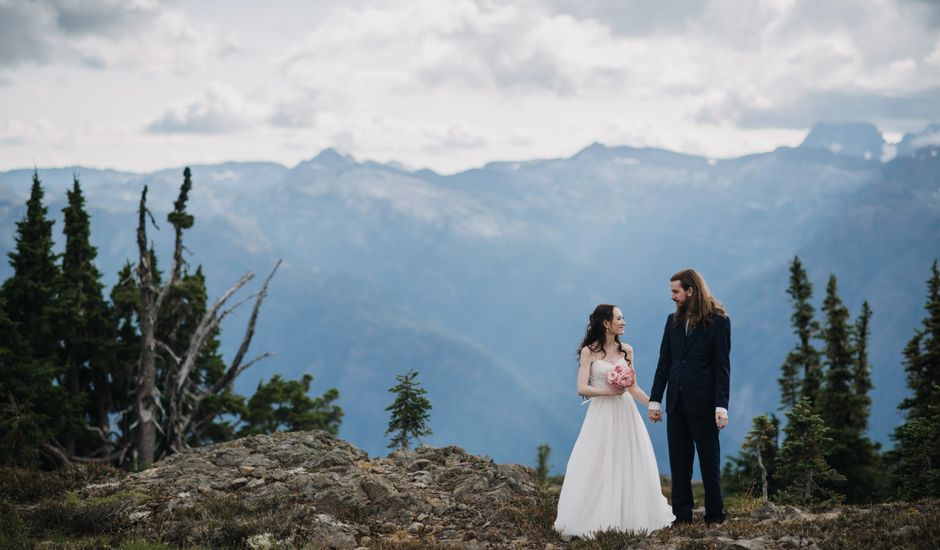 Jamie and Eden's wedding in Comox, British Columbia