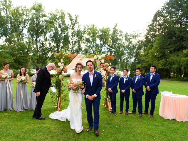 Natalie and Colin&apos;s wedding in Vancouver, British Columbia 34