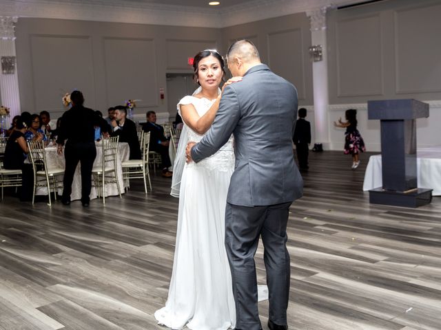 John and Marissa&apos;s wedding in Mississauga, Ontario 174