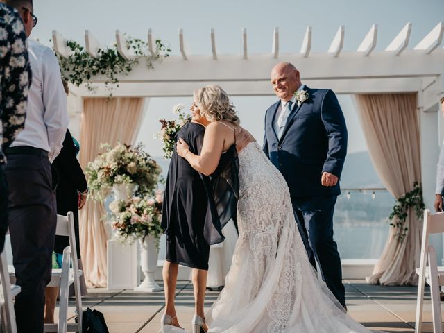 Ted and Megan's wedding in Kelowna, British Columbia 32