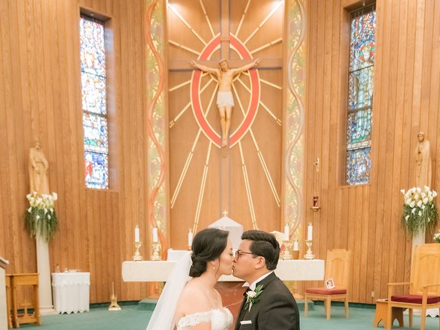 Kimberly and Zygmon&apos;s wedding in Mississauga, Ontario 41