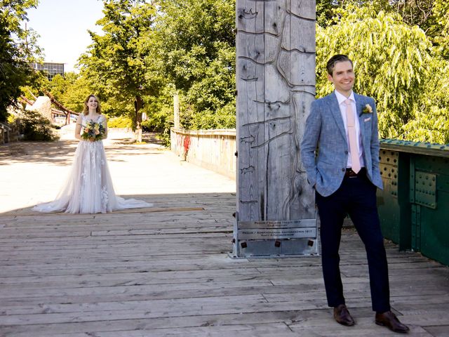 Greg and Lena&apos;s wedding in Winnipeg, Manitoba 16
