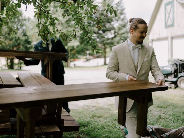 Vincent and Mikaela's wedding in Austin, Quebec 28