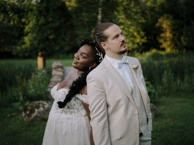 Vincent and Mikaela's wedding in Austin, Quebec 61