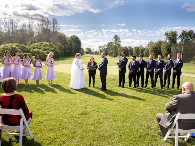 Bradlly and Meghan&apos;s wedding in Barrie, Ontario 19