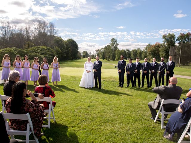 Bradlly and Meghan&apos;s wedding in Barrie, Ontario 20