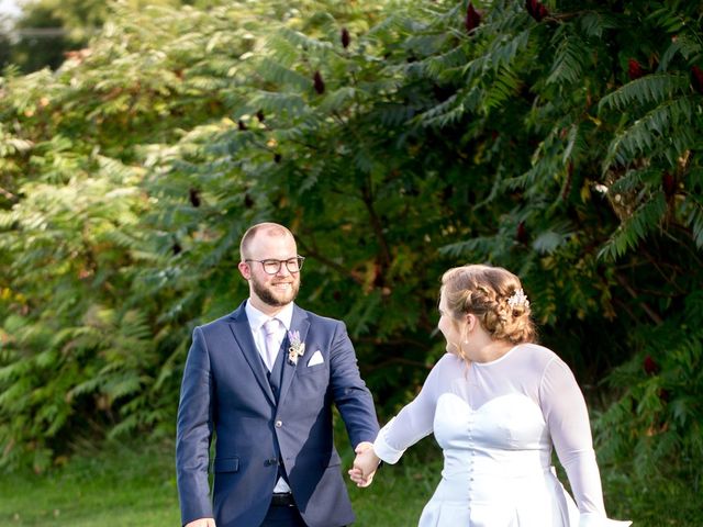 Bradlly and Meghan&apos;s wedding in Barrie, Ontario 48