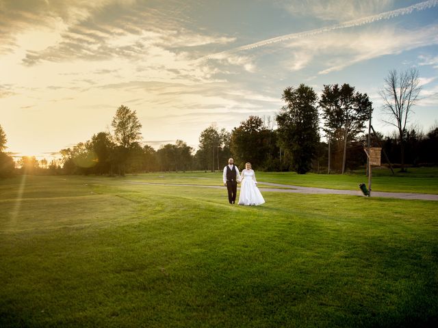 Bradlly and Meghan&apos;s wedding in Barrie, Ontario 68